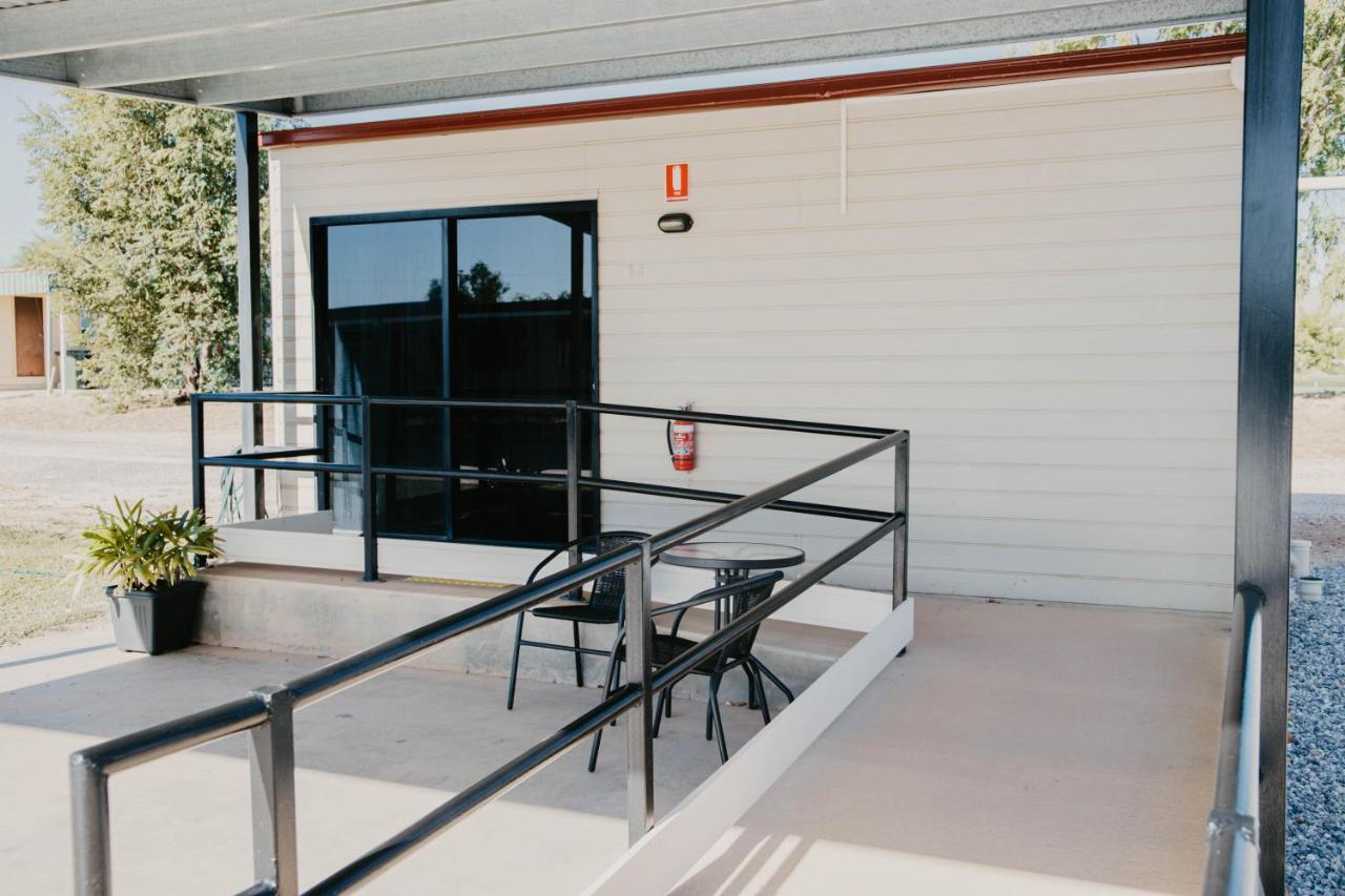 Winton Outback Motel Exterior photo