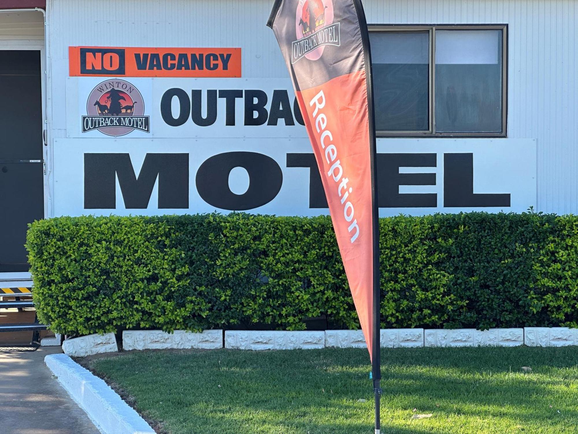 Winton Outback Motel Exterior photo